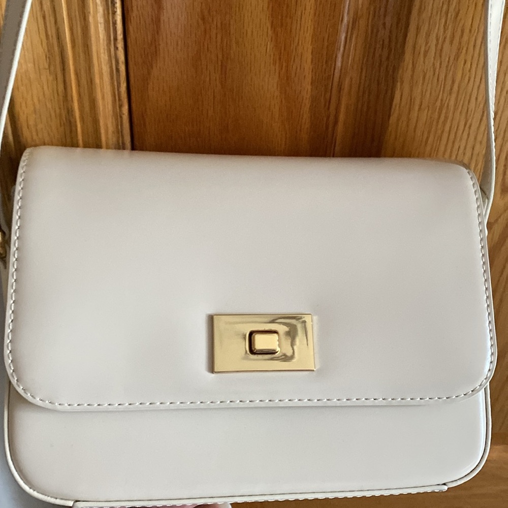 Handbag - Picture 2 of 4